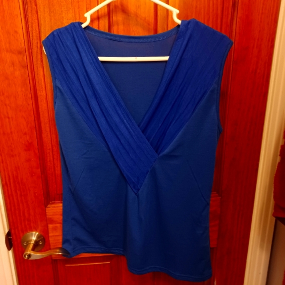 Sleeveless top
